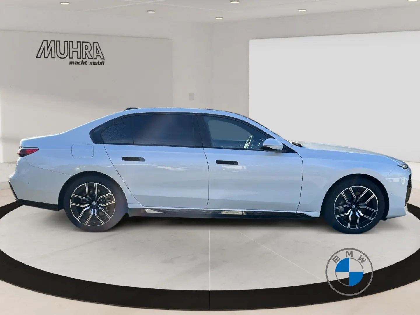 750e xDrive M Sport 20  Massage Sitzbelüft. Indv