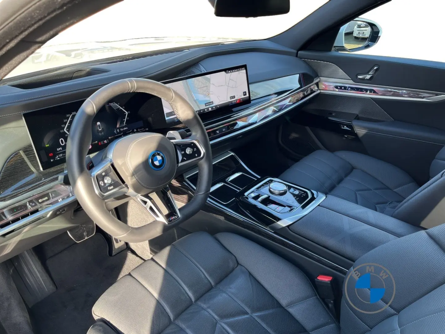 750e xDrive M Sport 20  Massage Sitzbelüft. Indv