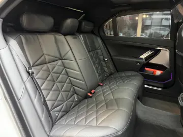 740 d xD M Sport Pano-Sky Experience-TV StHzg