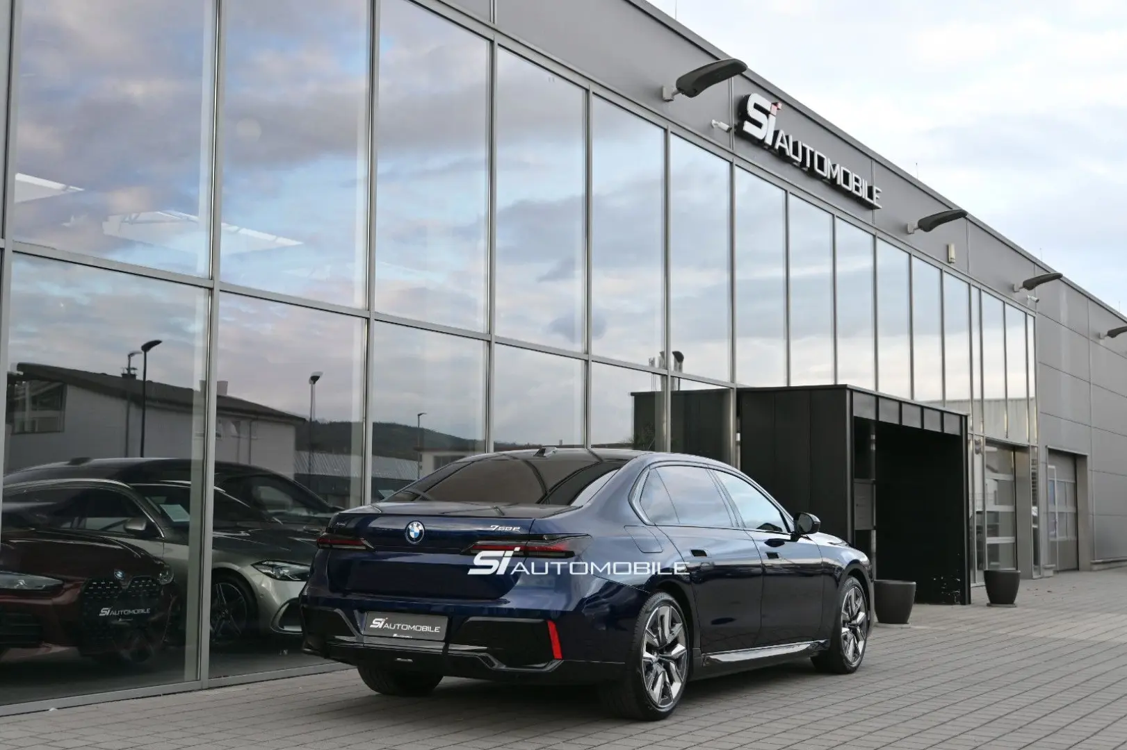 750e xDr. M-Sport Pro  UVP 188.779€ B&W Diamond