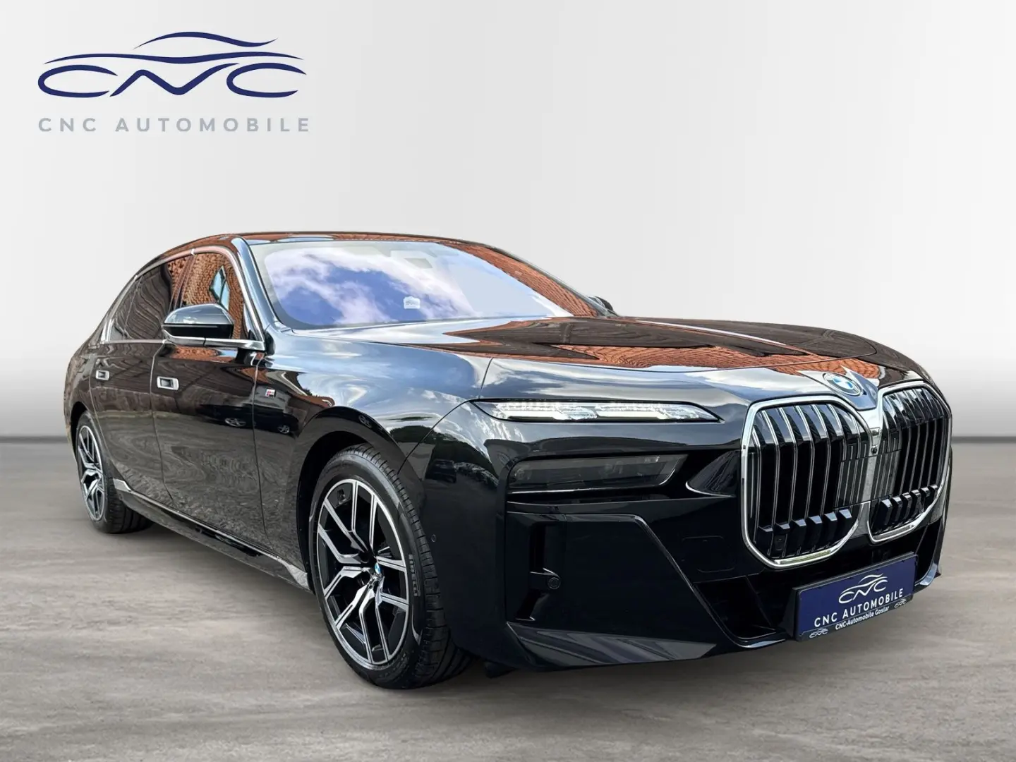 740 d xDrive M Sport Paket TV SkyLounge Kristall