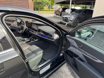 740 d xDrive M Sport Paket TV SkyLounge Kristall