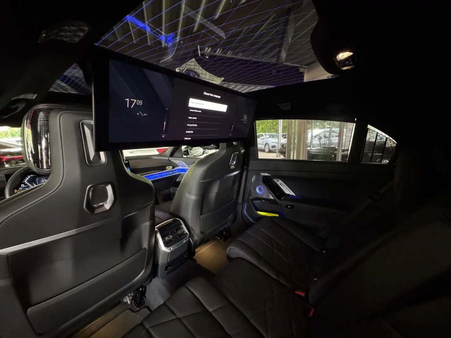 740 d xDrive M Sport Paket TV SkyLounge Kristall