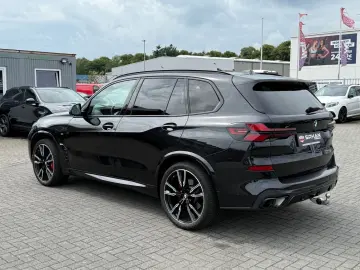 X5 30 d xDrive M Sport Panorama Head Leaser ACC