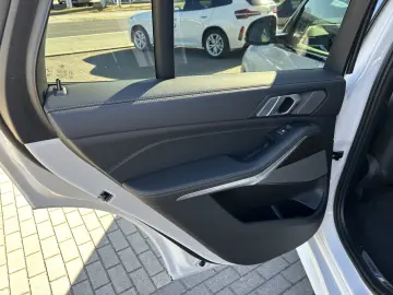 X5 xDrive30d M Sportpaket Gestiksteuerung DAB