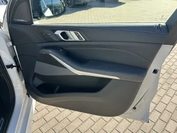 X5 xDrive30d M Sportpaket Gestiksteuerung DAB
