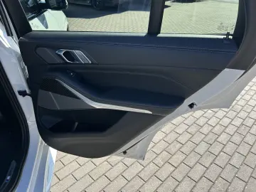 X5 xDrive30d M Sportpaket Gestiksteuerung DAB