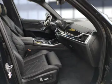 X5 30 d xDrive M Sport Pro AHK Pano Luft Sthzg