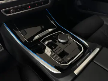 X5 xDrive 30d M-Sport  Pano   AHK   Soft-Close