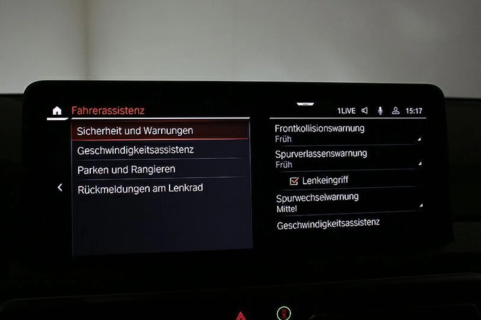 X3 xDr.20iA M Sport LED ACC HiFi LiveCockpit DAB