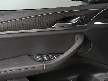 X3 xDr.20iA M Sport LED ACC HiFi LiveCockpit DAB