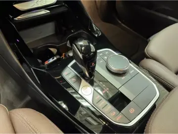 X3 xDrive 20i A M Sport Navi ParkAss  360 Grad S