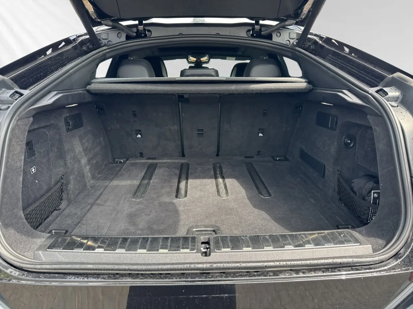 X6 xDrive30d  € 1.190 Zubehörbonus M Sport AHK