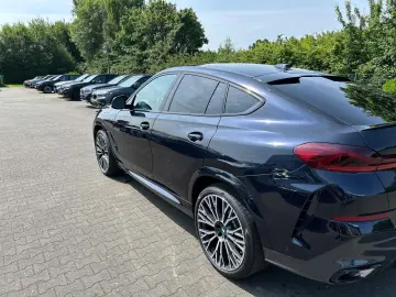 X6 xDrive30d  € 1.190 Zubehörbonus M Sport Pro
