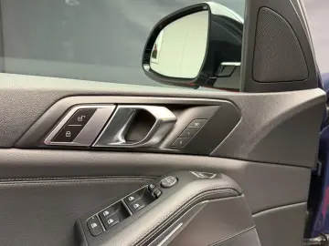 BMW X5 xDrive30d - xLine - Integral Active Steering