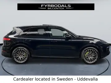 Cayenne E-Hybrid Platinum Edition 462hp Pano VAT