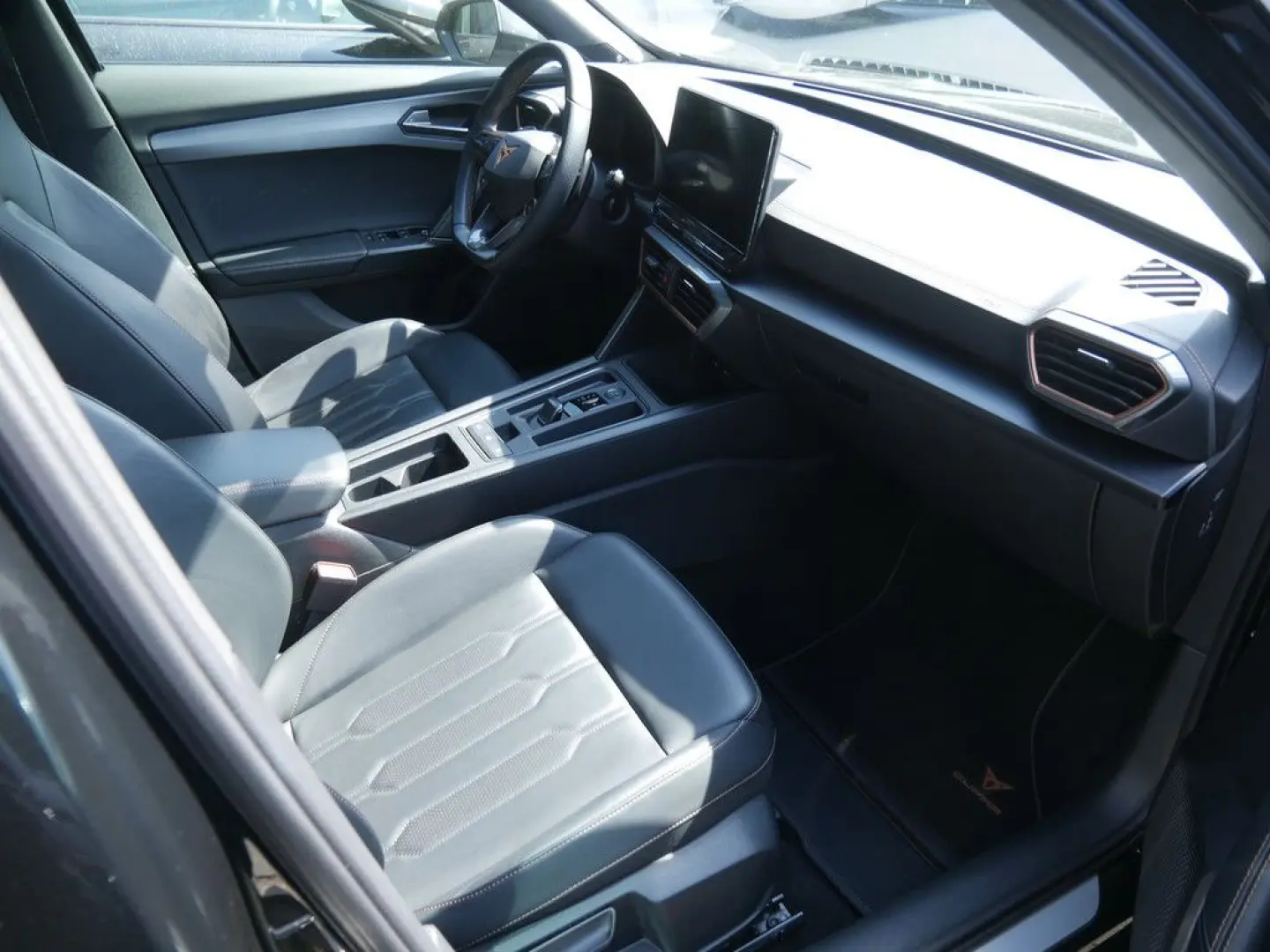 Formentor 2.0 TSI VZ 4Drive KAMERA PANO LED ACC