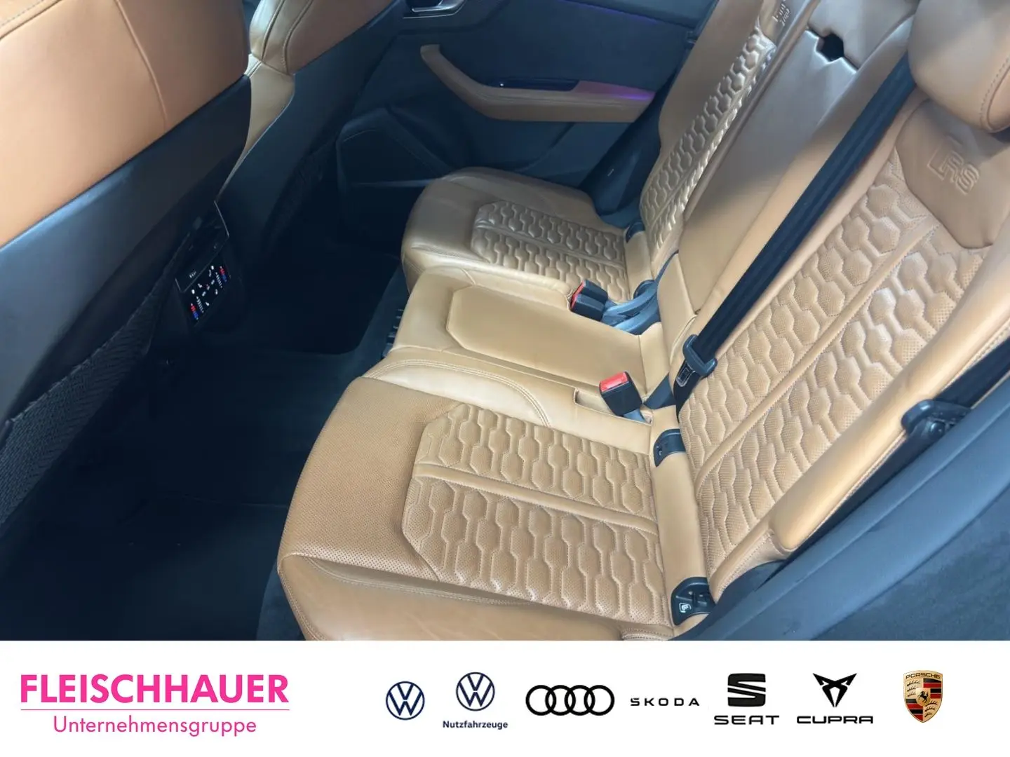 RSQ8 Matrix-LED Panorama RS-Sportabgasanlage AHK