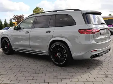 AMG GLS 63 4M  DESIGNO-MANUF.-Perf.-Standhzg-3D