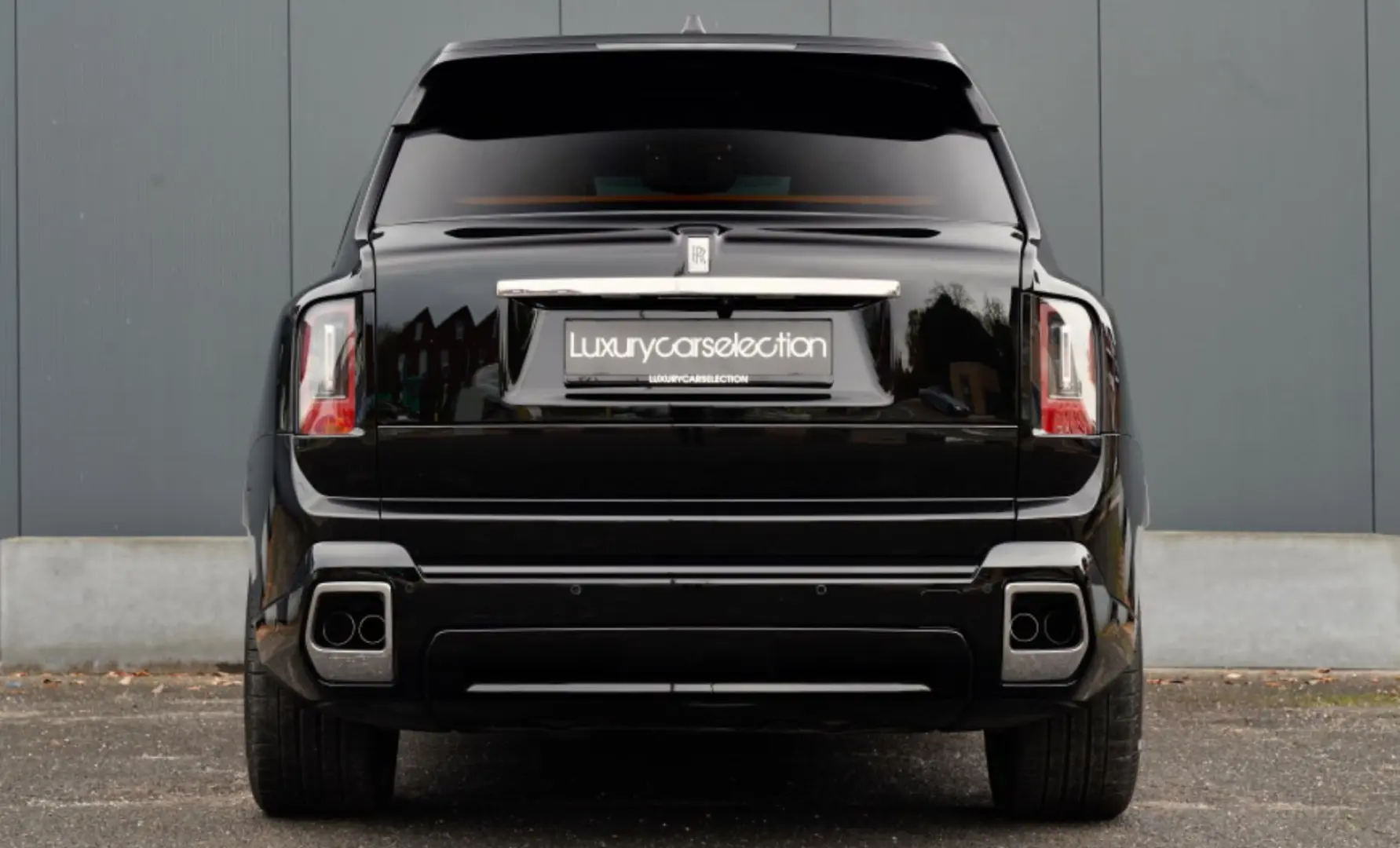 Cullinan Series II MY25  STAR HEADLINER FULL