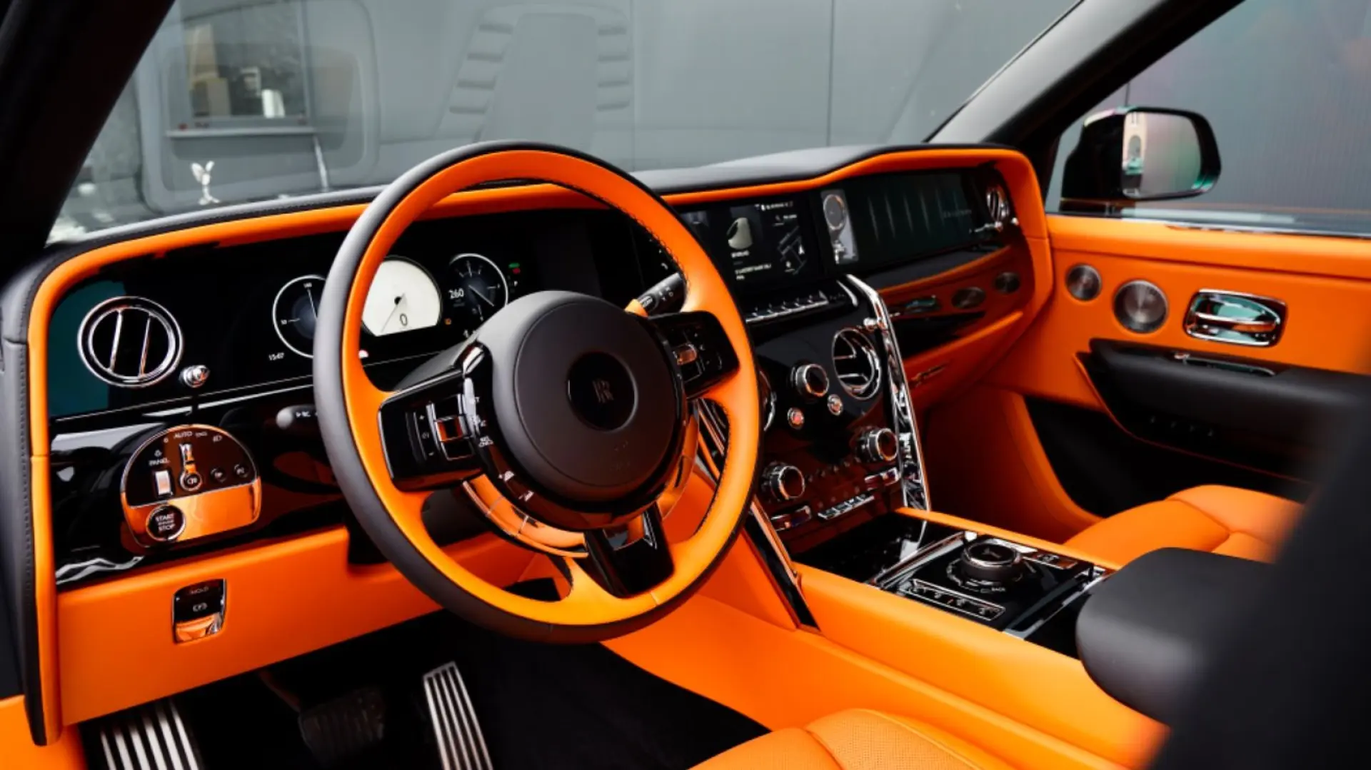 Cullinan Series II MY25  STAR HEADLINER FULL