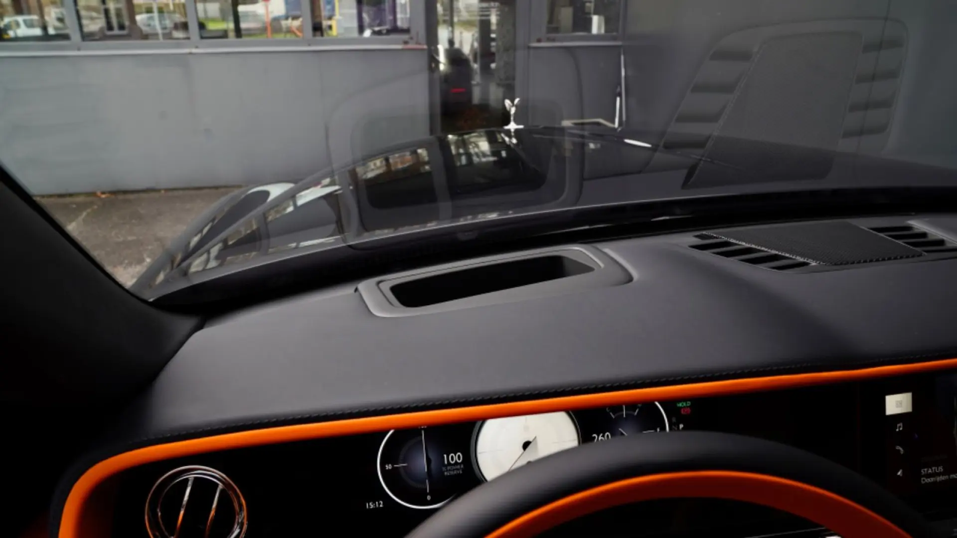 Cullinan Series II MY25  STAR HEADLINER FULL