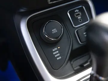 Jeep Compass Senzori 4wd Bluetooth