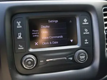 Jeep Compass Senzori 4wd Bluetooth