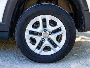 Jeep Compass Senzori 4wd Bluetooth