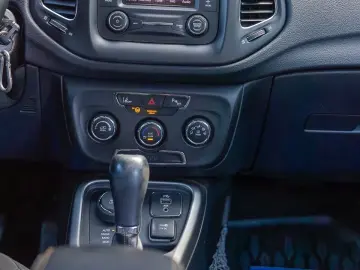 Jeep Compass Senzori 4wd Bluetooth