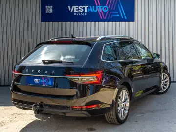 Skoda Superb 4 4 aut. ACC Ambientala Camera Încălzire