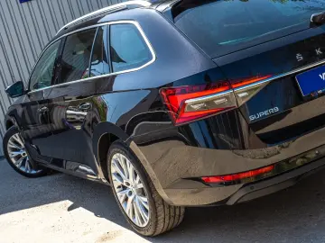 Skoda Superb 4 4 aut. ACC Ambientala Camera Încălzire