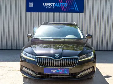 Skoda Superb 4 4 aut. ACC Ambientala Camera Încălzire