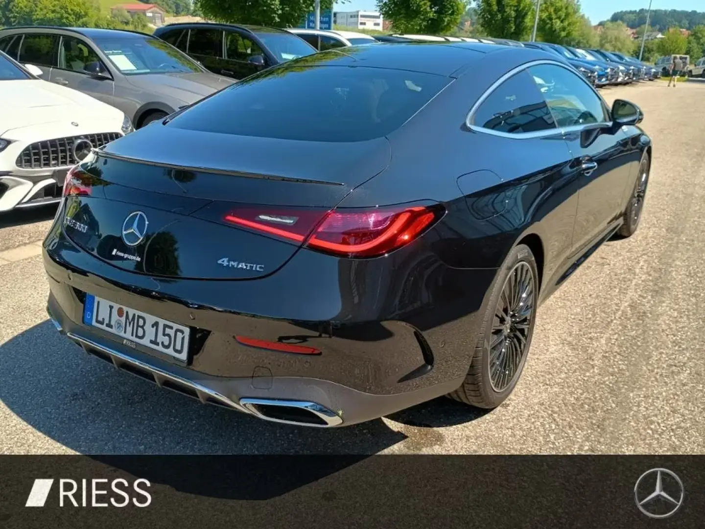 Mercedes-Benz CLE 300 4M AMG PANO AHK