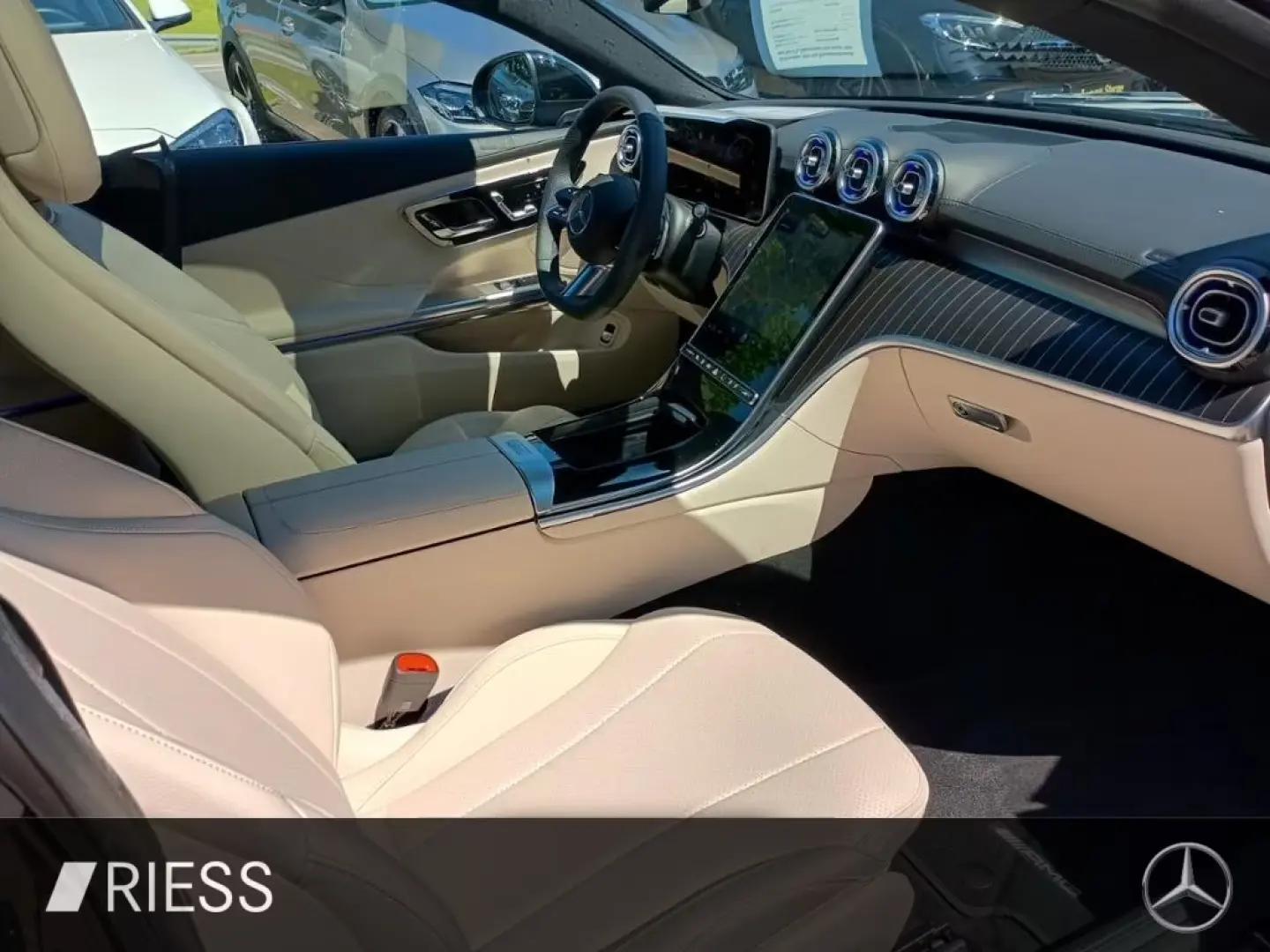 Mercedes-Benz CLE 300 4M AMG PANO AHK