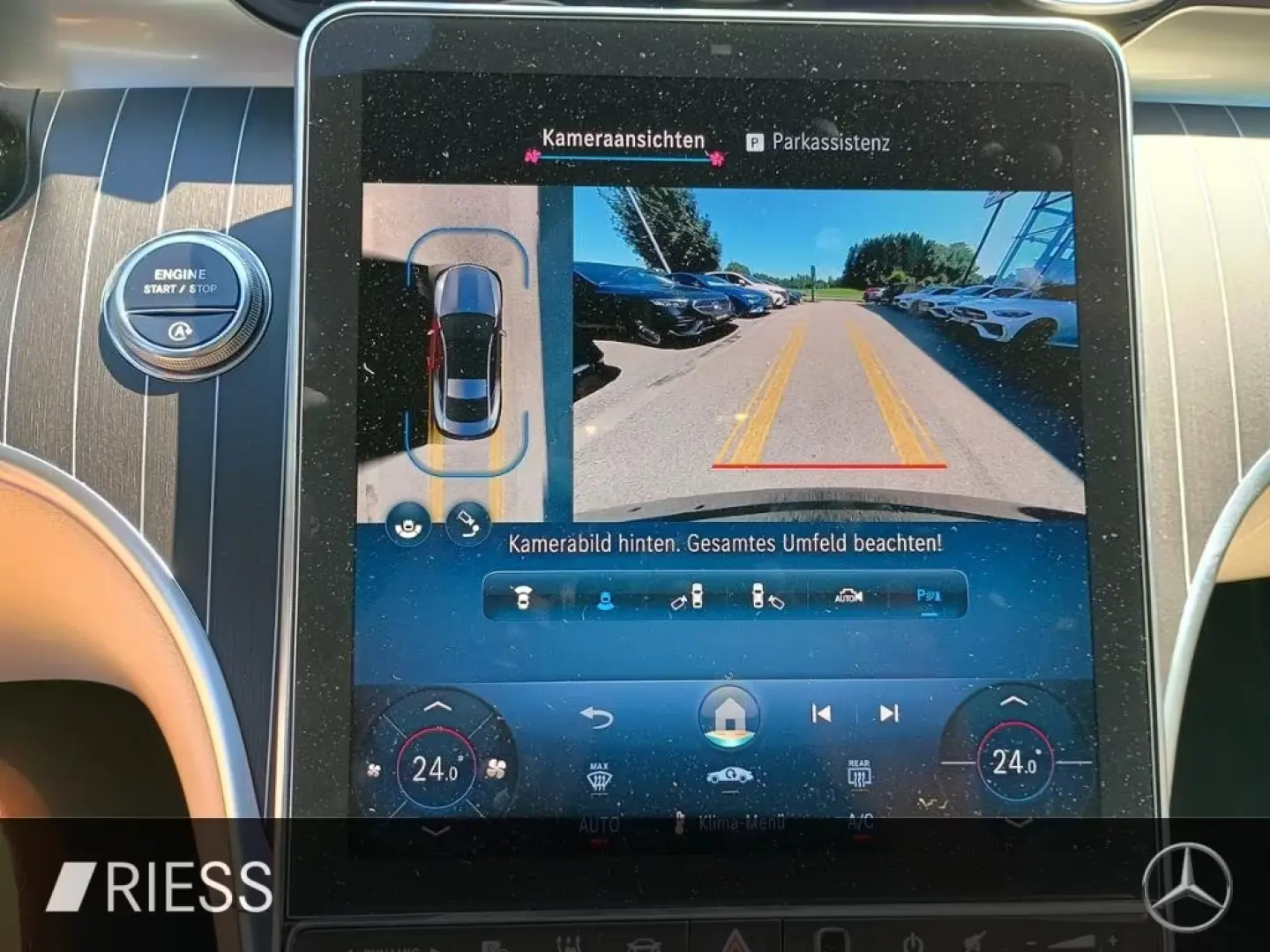 Mercedes-Benz CLE 300 4M AMG PANO AHK