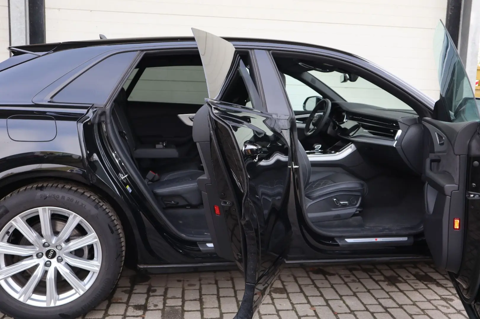 Q8 50 TDI FACELIFT BLACK-P. S-LINE RAUTE HuD B&O