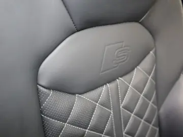 Q8 50 TDI FACELIFT BLACK-P. S-LINE RAUTE HuD B&O