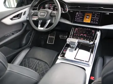 Q8 50 TDI FACELIFT BLACK-P. S-LINE RAUTE HuD B&O