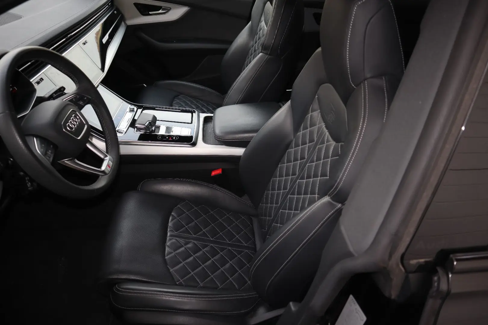 Q8 50 TDI FACELIFT BLACK-P. S-LINE RAUTE HuD B&O