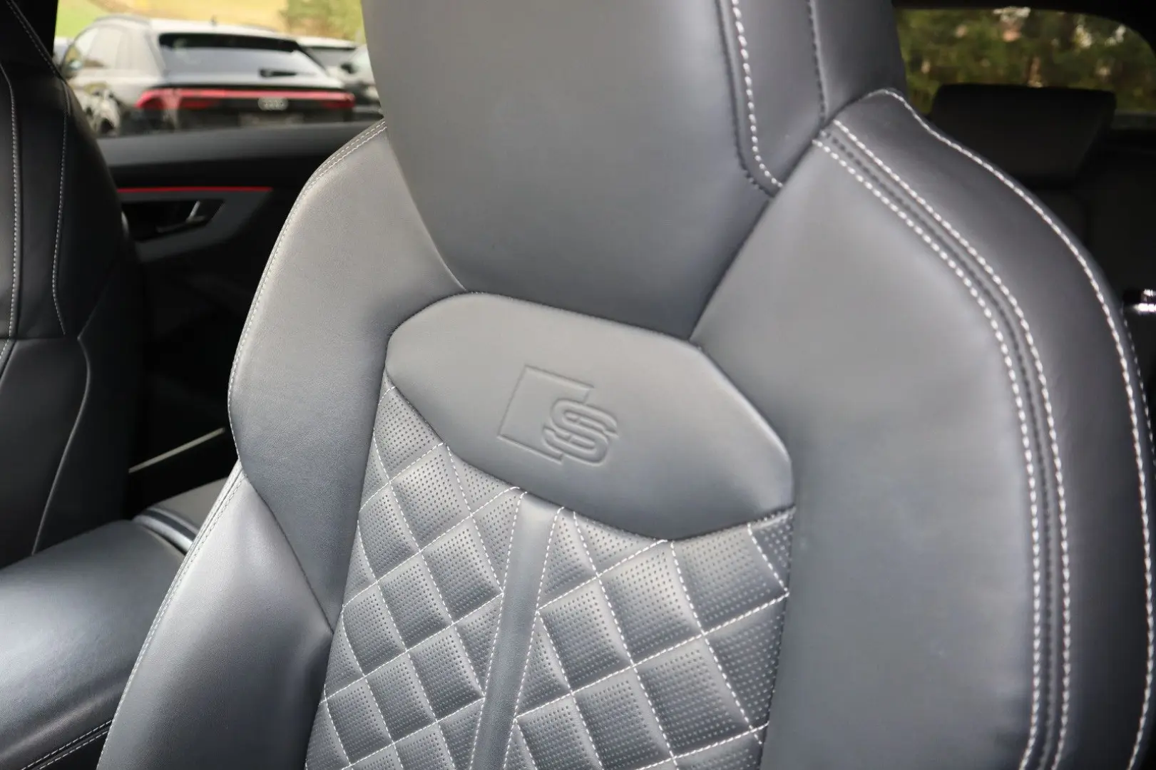 Q8 50 TDI FACELIFT BLACK-P. S-LINE RAUTE HuD B&O