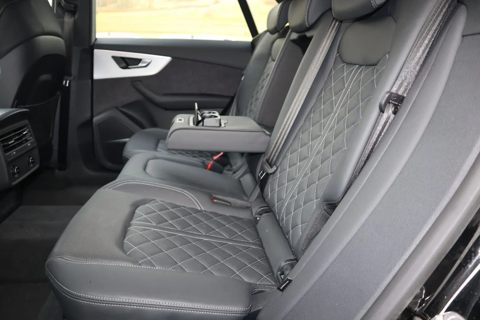 Q8 50 TDI FACELIFT BLACK-P. S-LINE RAUTE HuD B&O