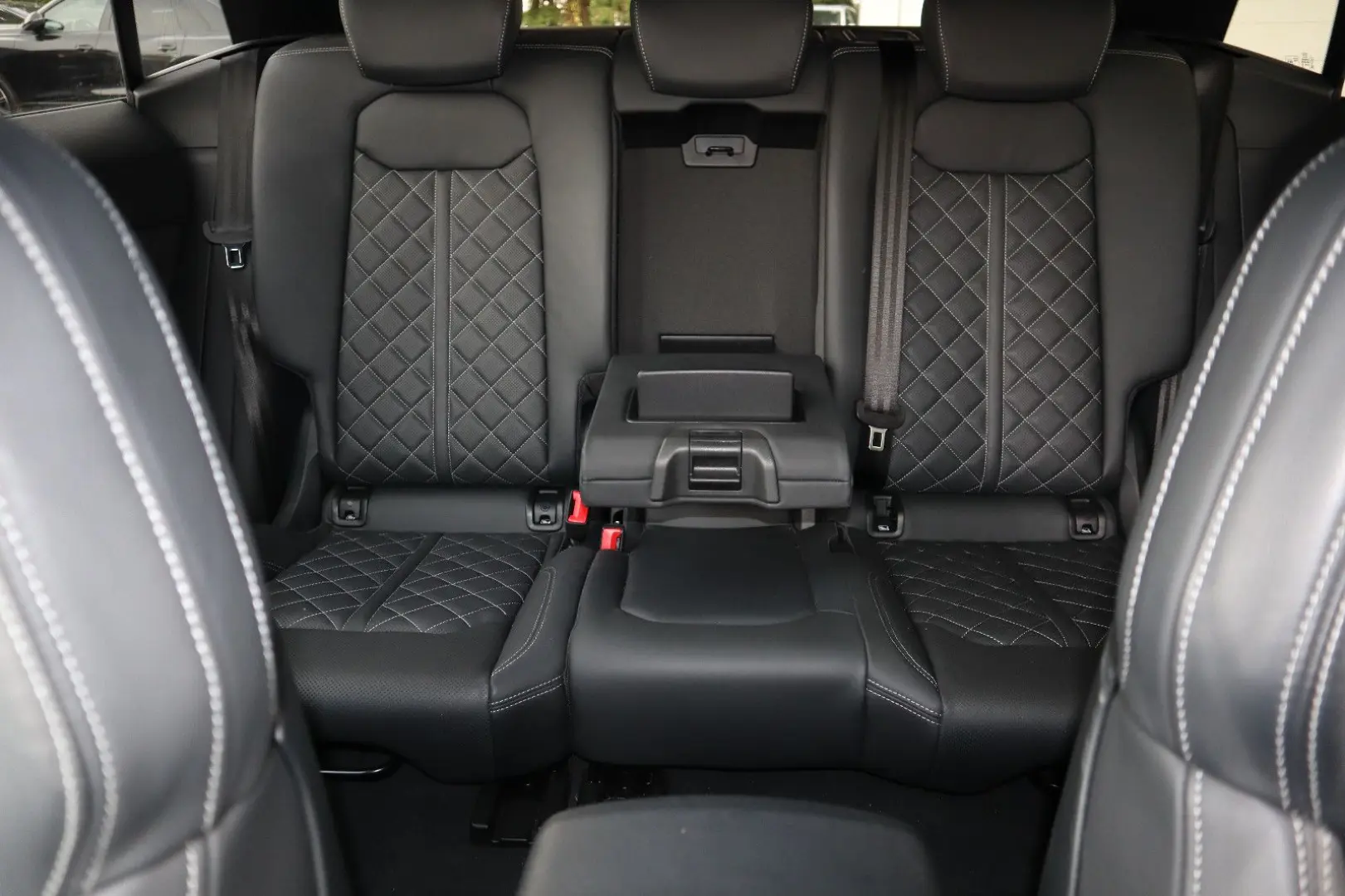 Q8 50 TDI FACELIFT BLACK-P. S-LINE RAUTE HuD B&O