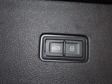 Q8 50 TDI FACELIFT BLACK-P. S-LINE RAUTE HuD B&O