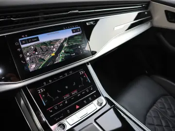 Q8 50 TDI FACELIFT BLACK-P. S-LINE RAUTE HuD B&O