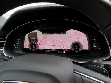 Q8 45 TDI quattro   Pano  Ahk  ACC  Luftfahrwerk