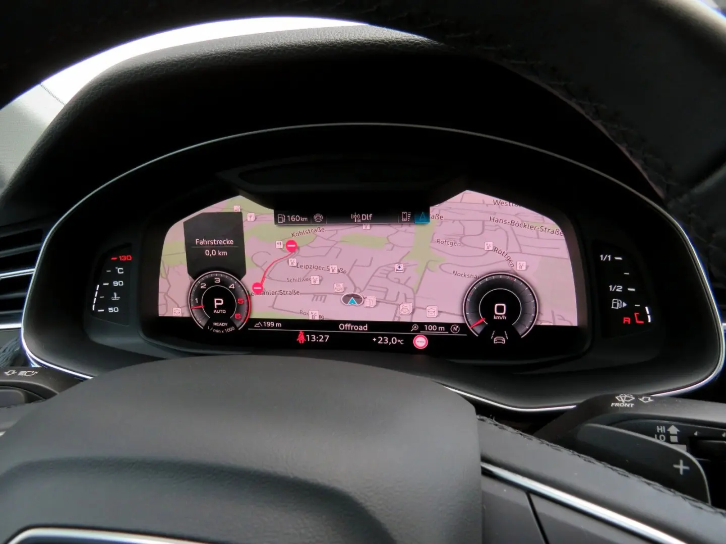 Q8 45 TDI quattro   Pano  Ahk  ACC  Luftfahrwerk