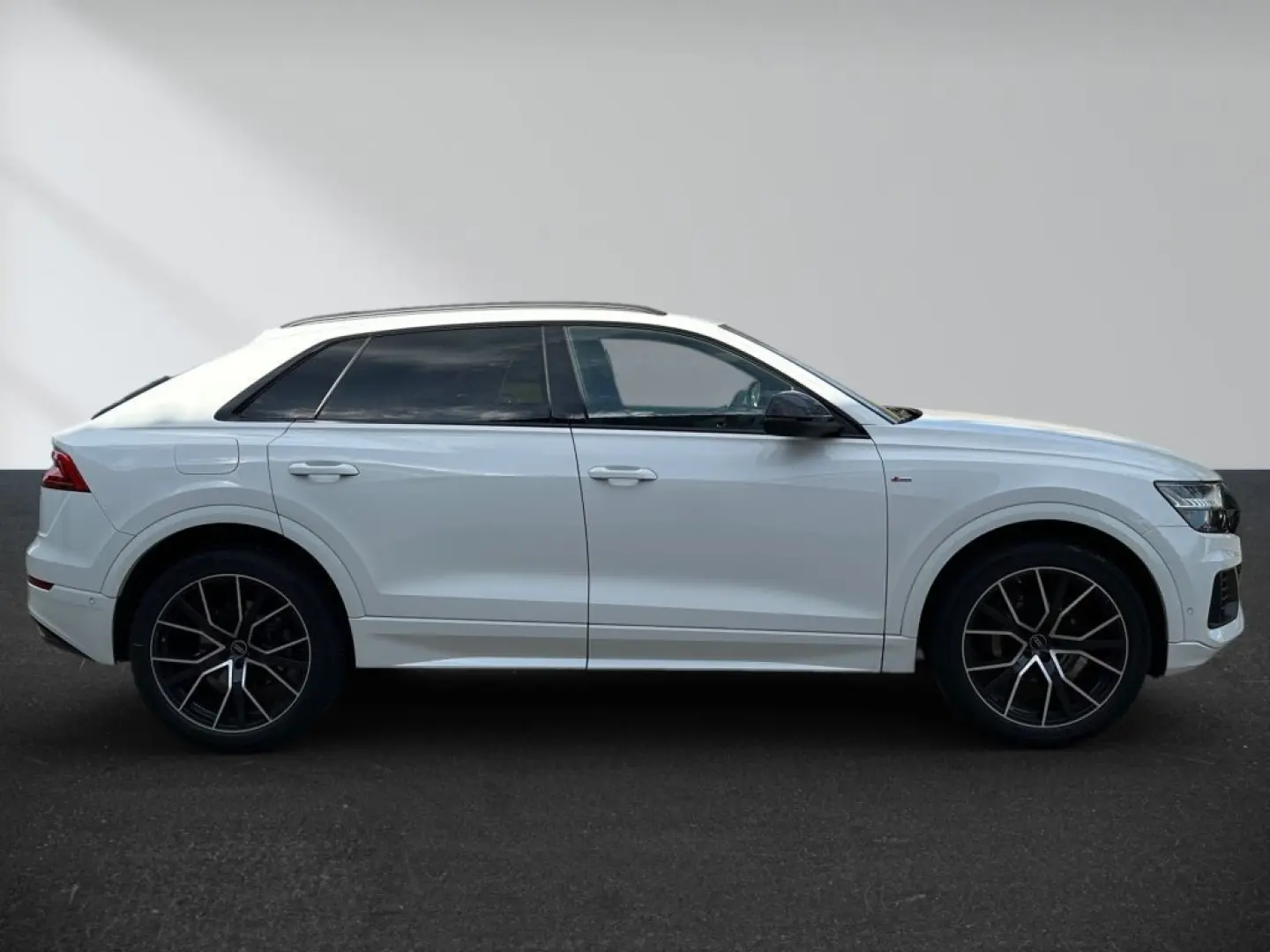 Q8 50 TDI quattro S-Line Pano Kamera Leder AHK