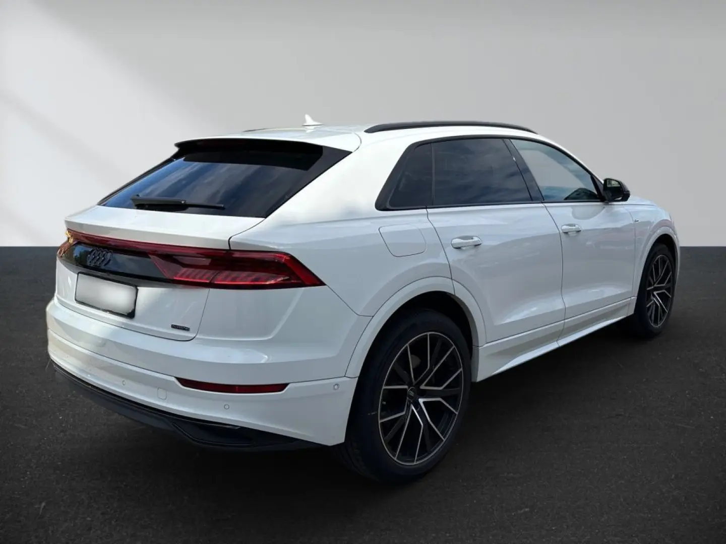 Q8 50 TDI quattro S-Line Pano Kamera Leder AHK