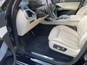 X7 xDrive40d M Sportpaket-Panorama Glasdach Sky